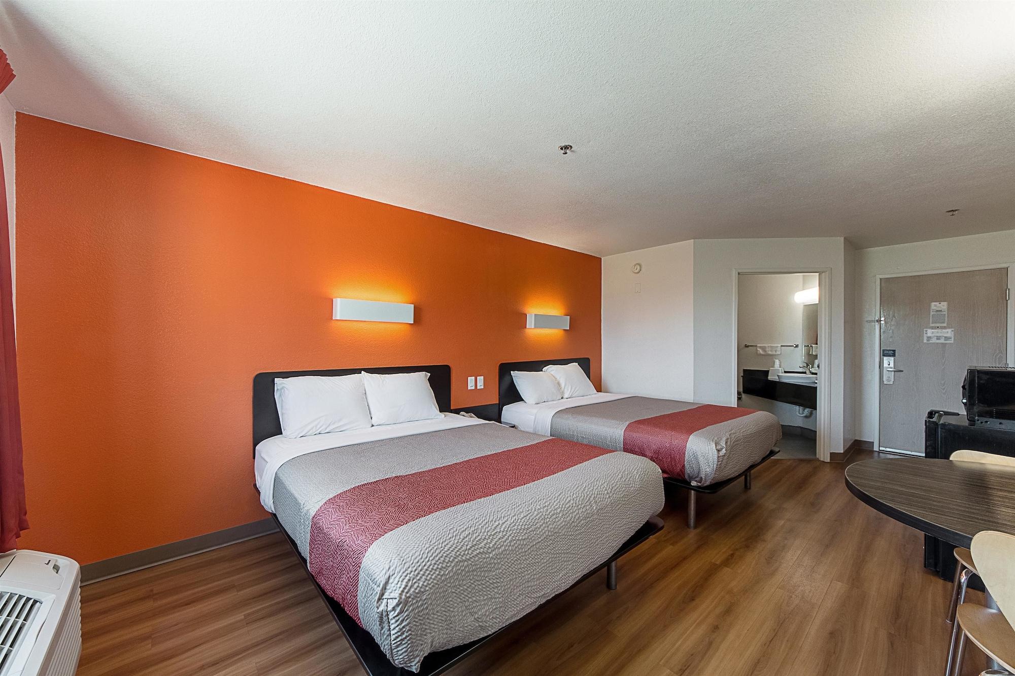 Motel 6-San Antonio, Tx - Downtown - Alamo Dome Ngoại thất bức ảnh