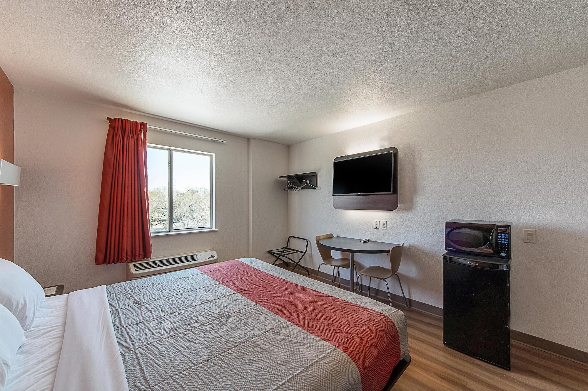 Motel 6-San Antonio, Tx - Downtown - Alamo Dome Ngoại thất bức ảnh
