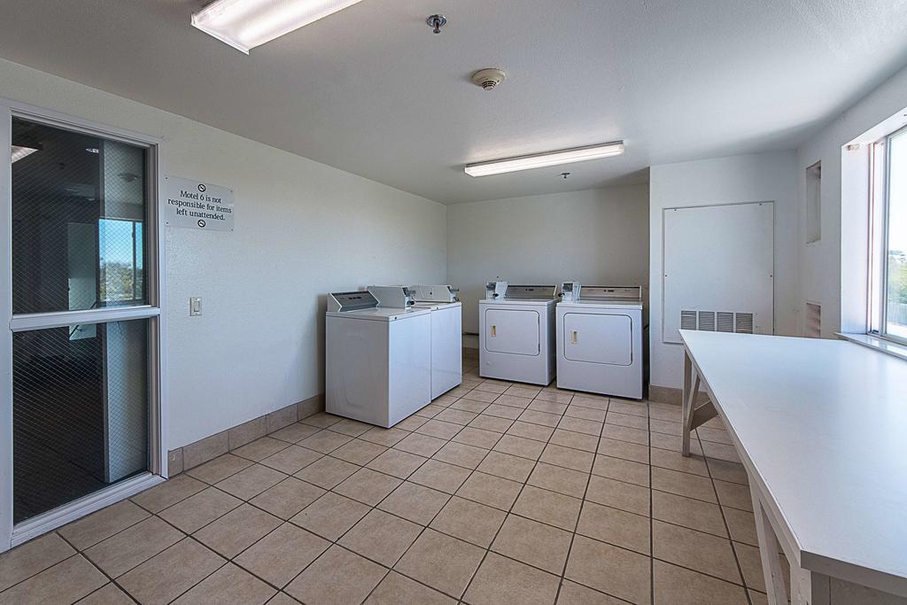 Motel 6-San Antonio, Tx - Downtown - Alamo Dome Ngoại thất bức ảnh