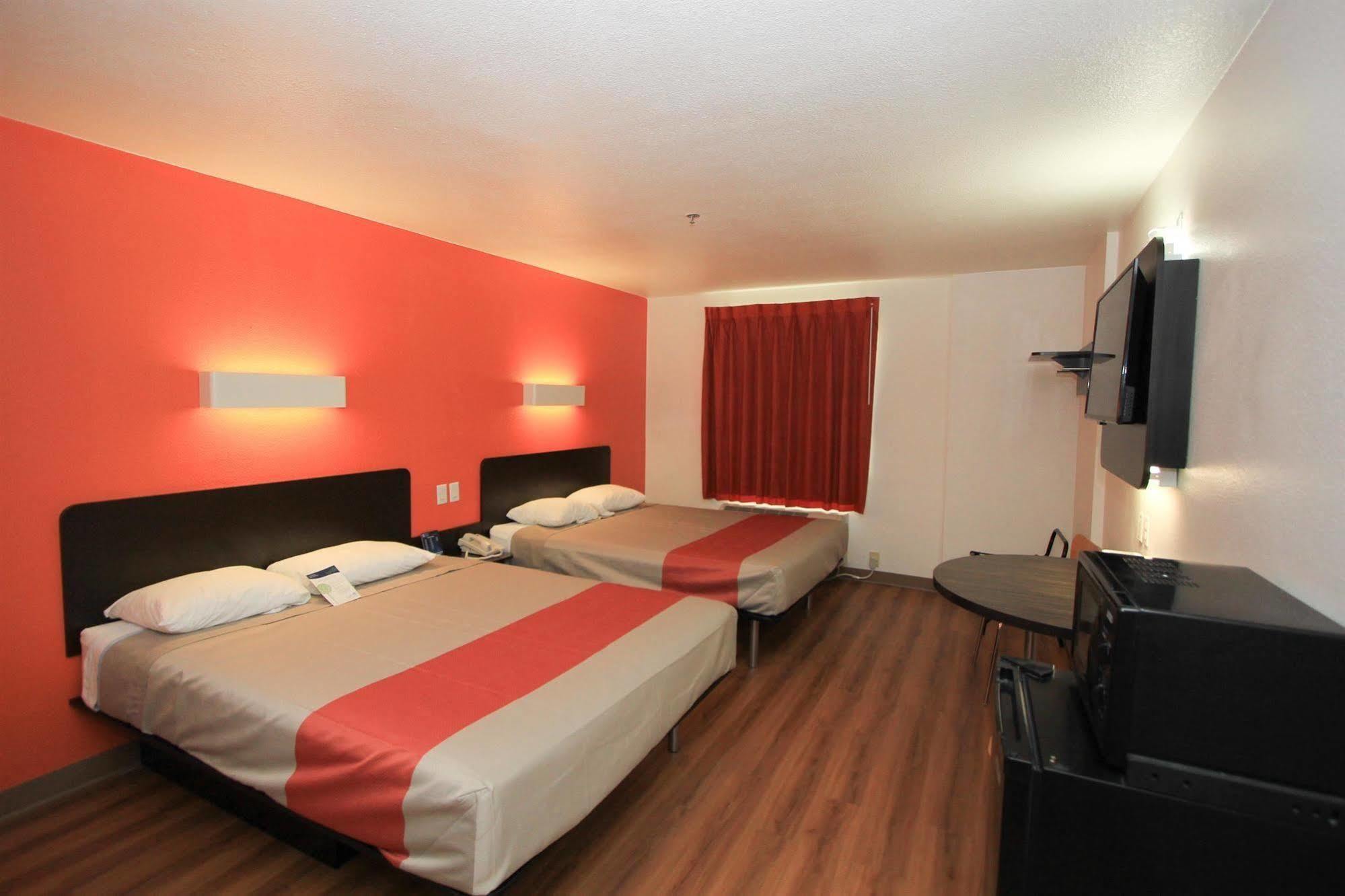 Motel 6-San Antonio, Tx - Downtown - Alamo Dome Ngoại thất bức ảnh