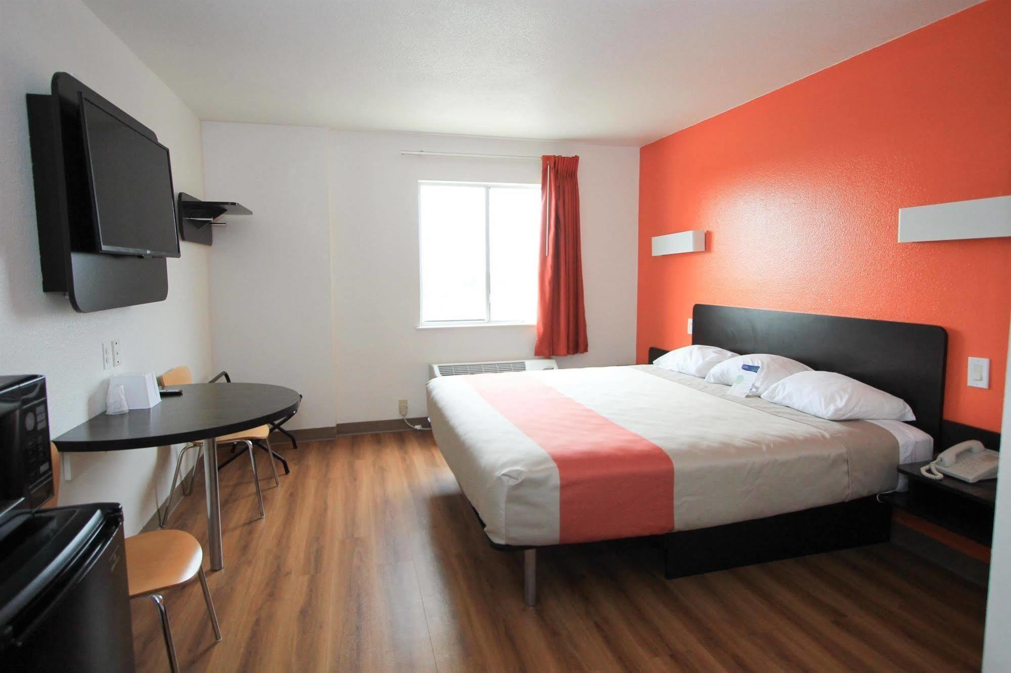 Motel 6-San Antonio, Tx - Downtown - Alamo Dome Ngoại thất bức ảnh